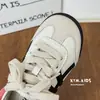 2026 Primavera Novos Sapatos Casuais Infantis Modernos Versáteis Leves Sola Macia Sapatos de Bebê Meninos e Meninas Sapatos Forrest Gump