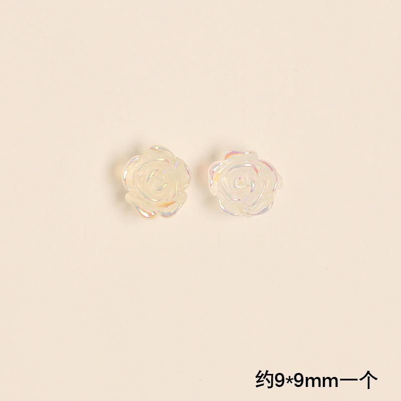 SKU-01-小号白色花朵 1个