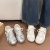 Nuevas zapatillas casuales resistentes al desgaste para mujer, primavera y otoño, zapatillas de entrenamiento alemanas de moda y cómodas 2026, antideslizantes y versátiles, piel sintética