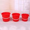 Suministro del Fabricante de Cubos de Plástico Rojo Grueso Grandes, Medianos y Pequeños con Asas, Cubos de Plástico Redondos para el Hogar sin Tapa, Cubos de Playa