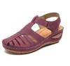 Sandalias de Verano 2020 Nuevas de Comercio Exterior Europeas y Americanas Talla Grande Cuña Plana Huecas Estación Independiente de Amazon Venta Caliente en Stock