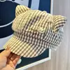Boina de cuadros con orejas de gato lindas, nuevo estilo de primavera para mujer, sombrero octagonal que adelgaza la cara, sombrero para cabeza grande, sombrero de pintor
