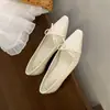 2026 Primavera/Otoño Cuña Oculta Altura Cómodo Francés Bajo Tacón Moño Punta Puntiaguda Mary Jane Zapatos Planos de Moda para Mujer