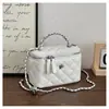 Bolso de axila tipo caja estilo francés para mujer, bolso de hombro y bandolera versátil de alta gama para el día a día, moderno al por mayor transfronterizo
