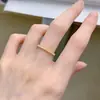 Anel de Moda Meio Círculo de Moissanita em Prata de Lei 925 Anel Simples de Fileira Design de Nicho Estilo Ins Versátil Estilo Quente Transfronteiriço