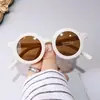Gafas de sol redondas de colores para niños coreanos ligeras de PC lindas para cara pequeña gafas de sol geniales y lindas para niños y niñas