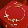 Pulseira Borboleta de Zircônia Banhada a Ouro Real com Madrepérola Moda Coreana Pulseira de Temperamento Joias de Luxo Leve de Alta Qualidade para Mulheres Venda por Atacado