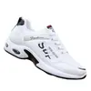 Nuevas zapatillas para hombre con aumento de altura interno, zapatos de moda primavera/verano, zapatillas para correr para hombre antideslizantes y resistentes al olor, zapatos impermeables de cuero para hombre, disponibles para venta al por mayor