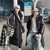 Nuevo Abrigo de Algodón con Plumón para Mujer de Longitud Media por Encima de la Rodilla Estilo Coreano Holgado para Pareja Estudiante Abrigo de Algodón Engrosado Invierno 2025