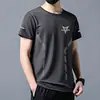 Camiseta de malha de seda gelada de manga curta masculina de verão solta gola redonda tamanho grande masculina casual versátil tendência