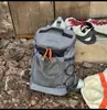 Mochila com Cordão Estilo Montanha Nova Tendência Alta Aparência Fresca para Casais, Leve para Viagem Caminhada Mochila de Grande Capacidade