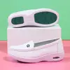 Zapatos de enfermera suela blanda transpirables no cansan los pies piel de vaca planos cómodos antideslizantes gran amortiguación de aire Primavera y Otoño blancos zapatos médicos al por mayor