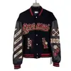 2025 Nueva Chaqueta de Béisbol Retro Americana con Insignia Bordada y Relieve Tridimensional en Manga de Cuero PU Atractiva para Primavera y Otoño para Hombre