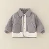 Ropa de Abrigo de Moda para Bebés y Niños Pequeños, Estilo Coreano, Nueva Colección Otoño-Invierno 2026, Chaqueta Fina de Algodón con Solapa y Parches para Niños