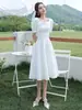 Vestido de Lujo Ligero Estilo Francés 2026 Nuevo Modelo Corte Delgado Favorecedor para Figuras Pequeñas Vestido Formal de Alta Gama de Nicho