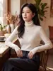 Suéter de punto de lana pura sin costuras de cuello alto con hilo Yangzi para mujer, jersey fino de manga larga ajustado, camiseta base, suéter de otoño