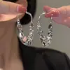 Pendientes de Borla Plateados de Alta Gama para Mujer, Modernos y Versátiles, Diseño Único, Efecto Adelgazante para Rostros Cuadrados