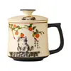 Taza de té de cerámica de alta gama del fabricante con tapa, Taza maestra para uso en la oficina, Taza con separación de té y agua, Taza individual