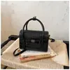 Bolsa elegante para mulheres, nova tendência 2025, bolsa de ombro versátil casual, bolsa quadrada pequena transversal para o dia a dia