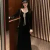 Elegante vestido de veludo com mangas sino e amarração, vestido longo para mulheres, outono e inverno, vestido versátil de alta qualidade em linha A, transfronteiriço