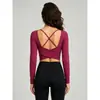 Top de yoga personalizado com costas cruzadas, mangas compridas e bojo integrado, feito de spandex Xiaoxing de alta elasticidade, adequado para Pilates e fitness, estilo feminino