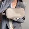 Nova Bolsa de Maquiagem Portátil à Prova d'Água com Grande Capacidade para Viagem, Artigos de Higiene Pessoal de Mesa, Maquiagem e Armazenamento de Pincéis de Maquiagem