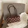Bolsa de ombro feminina de camurça com poá veludo retrô estilo coreano 2026, nova bolsa feminina de nicho, requintada para o outono