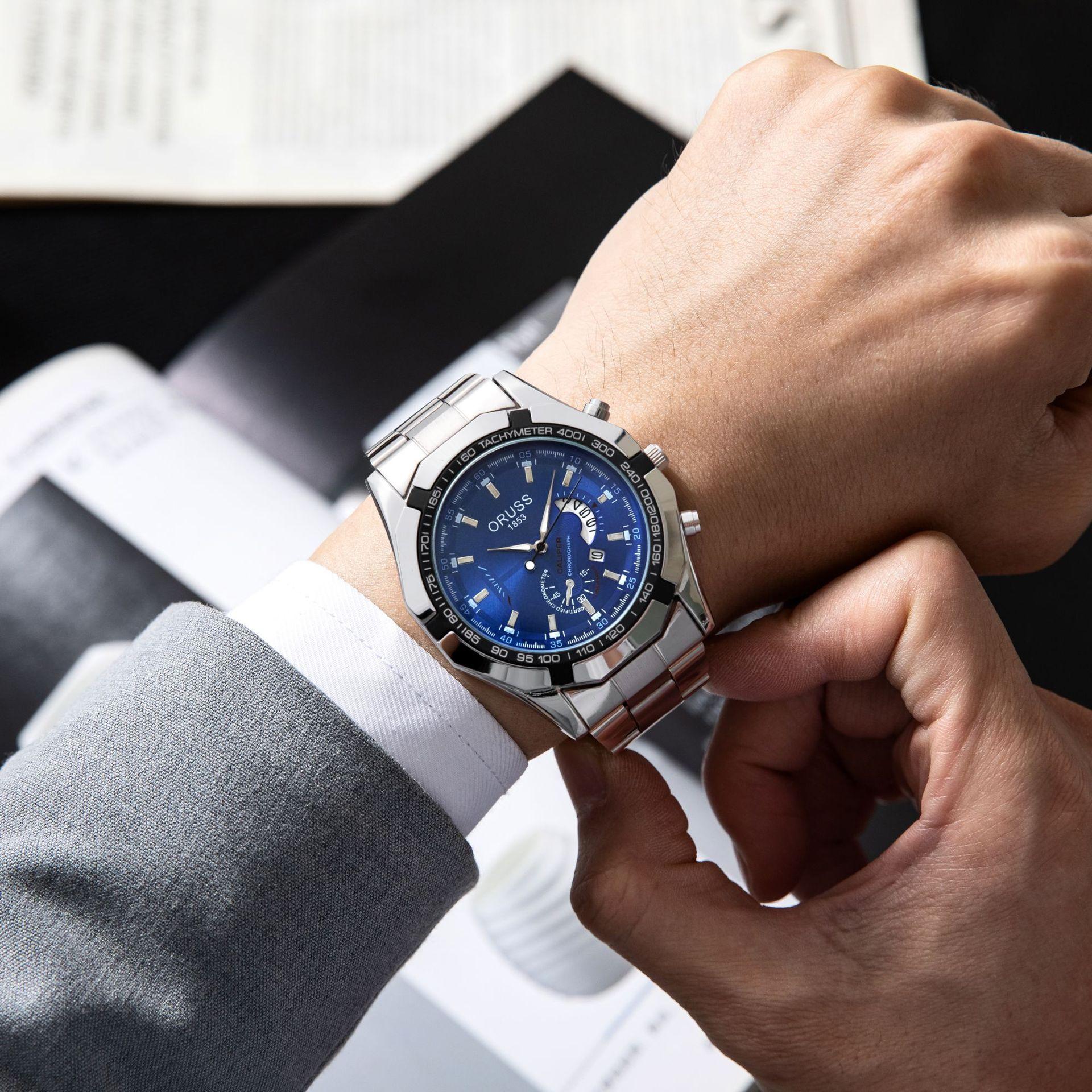 GC230508-奥瑞时 手摸02.jpg