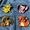 Broche de Aleación de Dibujos Animados para Mascotas Pikachu Charmander Bulbasaur Squirtle Insignia Adorno