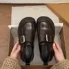 Sapatos Pequenos de Couro Estilo Britânico Feminino 2026 Primavera Novos Sapatos Pretos Versáteis Sapatos de Salto Único jk Slip-on Solado Macio Mocassins Feijão