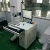 Procesamiento máquina de marcado láser de fibra personalizada letras metálicas grabado láser letrero proceso plástico máquina de marcado láser pequeña