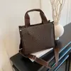 Bolsa de Ombro Grande Capacidade Personalidade Moda Tendência Bolsa Tote Simples Xadrez Nova Bolsa de Mão para o Dia a Dia 2025 Bolsa de Pendurar