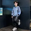 Roupa Infantil Conjunto para Meninos Roupa Esportiva Outono 2026 Novo Estilo Conjunto de Duas Peças para Meninos Casaco com Capuz Calça Primavera Outono