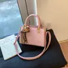 Bolsas de Alta Gama para Mujer 2026 Primavera Nuevo Estilo Bolso de Hombro para Viajes Cotidianos Moda Diseño Sencillo de Nicho Bolso de Hombro Único Cruzado
