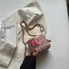 Bolsos de Cadena Populares de Este Año para Mujer 2025 Nuevos Bolsos Cuadrados Mini Bolsos Cruzados para Niñas Bolsos de Hombro de Caja de Nicho