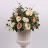 Flor artificial estilo europeo en forma de bola diseño de escenario de boda guía de camino flor columna romana columna cuadrada portavelas decoración de mesa flor de seda flor artificial