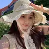 Sombrero de Paja para Mujer 2025 Nuevo Estilo de Verano Sombrero de Paja Calado para Salidas, Sombrero de Protección Solar, Sombrero de Sol de Borde Ancho para Playa y Costa