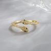Anel de cobra espírito de alta qualidade e luxo leve da moda Pulseira moderna e fofa de personalidade simples para mulheres com cabeça de cobra de diamante aberto