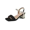 Sandalias Estilo Nacional Nuevo 2024 Correa de Viaje de Perlas Tacón Grueso Tacón Medio Código de Talla 33-43 Sandalias de Comercio Exterior