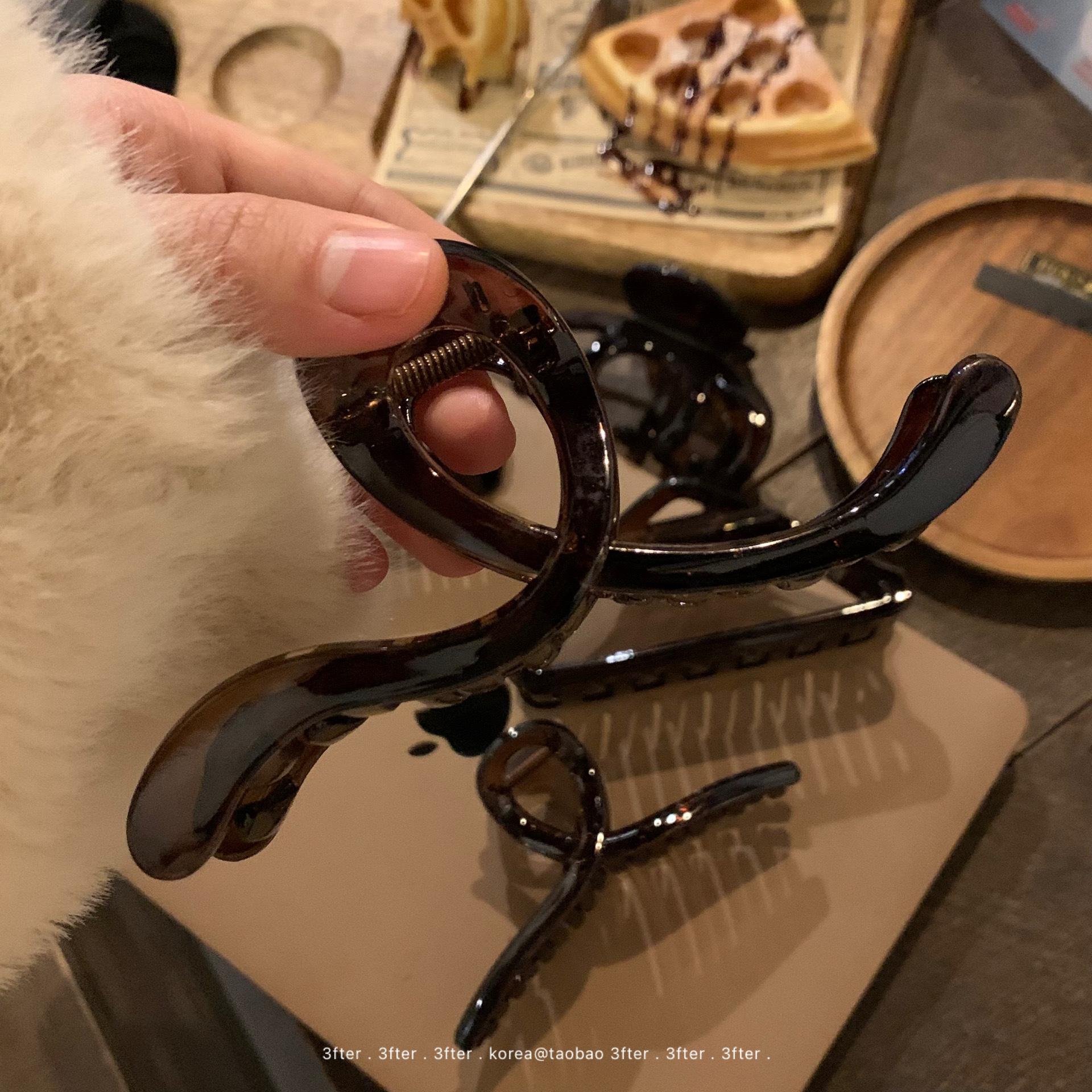 758765753823d7fba2b42-474c-473