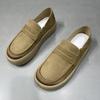 Sapatos Casuais Masculinos Slip-On Versáteis de Verão Respiráveis em Couro Genuíno Loafers Estilo Europeu de Nicho com Solado Grosso