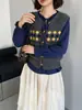Chaleco vintage de estilo francés con patrón de rombos grises para mujer, diseño de otoño e invierno con colores contrastantes, adecuado para usar sobre una camisa o un suéter de punto de ochos