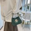 Bolso de invierno de moda para mujer 2023 nuevo bolso de mano simple de moda para mujer bandolera retro bolsa de oso con estampado de flores de dibujos animados