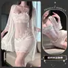Lingerie Sexy com Renda de Tule e Design Vazado, Incluindo uma Camisola Bordada Solúvel em Água de Alta Durabilidade e uma Camisola de Dormir Justa