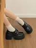 Sapatos Mocassins Femininos Tendência Aumentadores de Altura Estilo Britânico 2026 Primavera Ultra-Macios High-End com Fivela de Metal Elegantes para o Dia a Dia com Solas Grossas