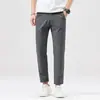 Pantalones Casuales Ajustados para Hombre con Cintura Elástica 2026 Verano Nuevos Ligeros de Color Sólido Pantalones Cortos Elásticos en Cuatro Direcciones