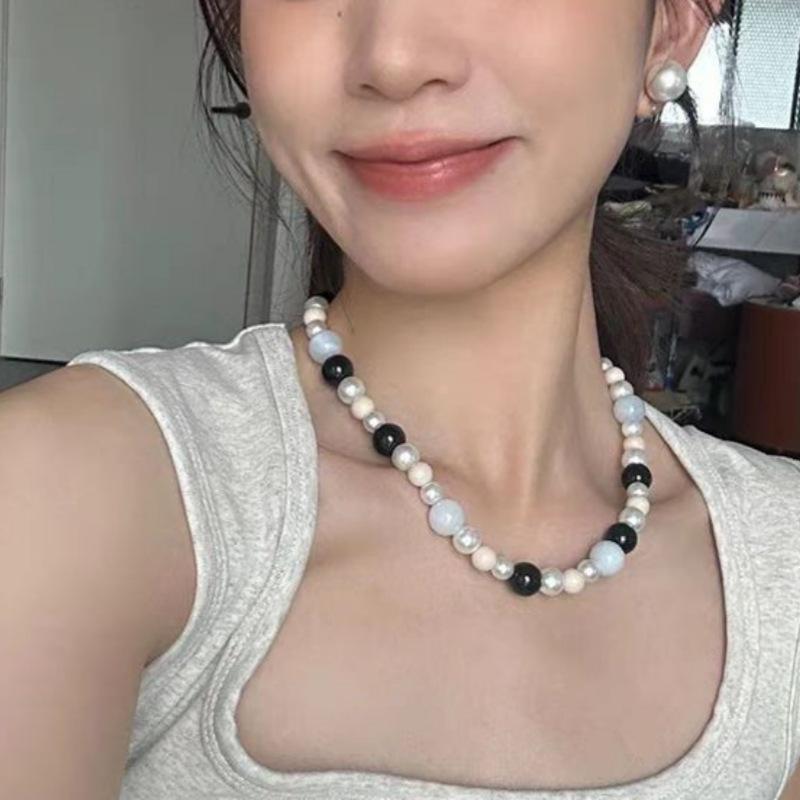 2504183 (3)