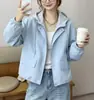 Chamarra con capucha estilo universitario de dos piezas falsas para mujer, nuevo top casual holgado de otoño 2026, chamarra petite