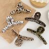 Clip Coreano de Felpa con Estampado de Leopardo para Mujer Otoño e Invierno Grande Mao Elegante Horquilla Parte Trasera de la Cabeza Elegante Clip de Horquilla Tiburón