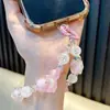 Cadena luminosa de conejo con cuentas para teléfono móvil, llavero, llavero para llaves de coche, colgante para bolso, pequeños regalos para parejas, venta al por mayor